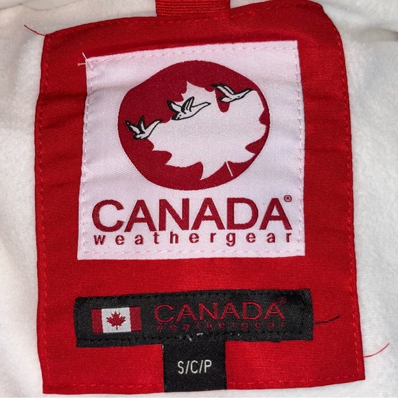 CANADA Weathergear Women’s Snap Up Puffer Vest RN 74299 Size S/C/P - Picture 12 of 16